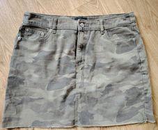 Army Skirt  Size 12