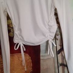 Pretty ASOS White Long Sleeved Top