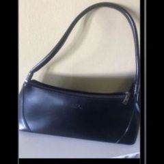 Daniela Moda Leather Handbag