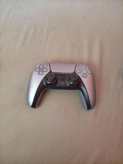 PS5 controller