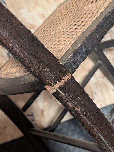 2 Vintage rattan chairs