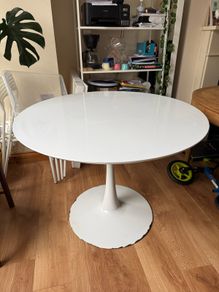 round table
