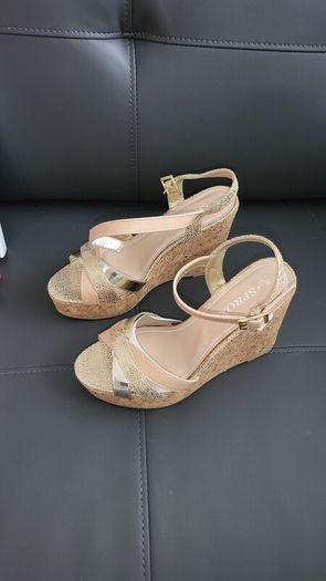 ladies sandals