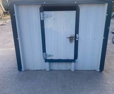 dog house