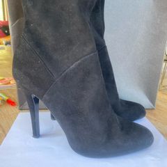 Karen Millen Suwde over the knee boots