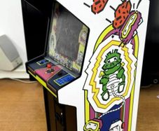 Quarter Arcade mini replica arcade machine Dig Dug