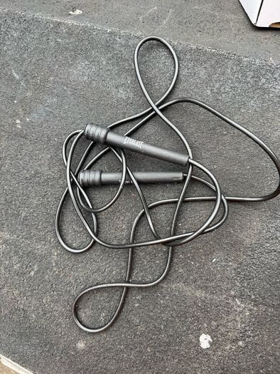 Everlast skipping  rope