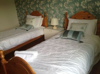 2 Single beds &  2 mattress