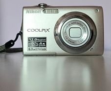 Nikon Coolpix S3000