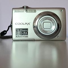 Nikon Coolpix S3000