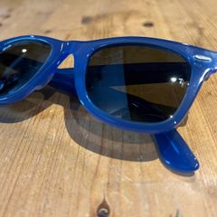Ray-Ban