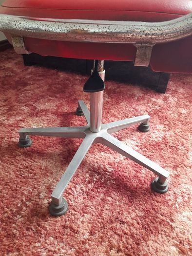 Red Leather Swivel Chair/s