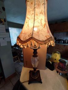 Large Tall Elegant Table Lamp And Shade In Working Order.