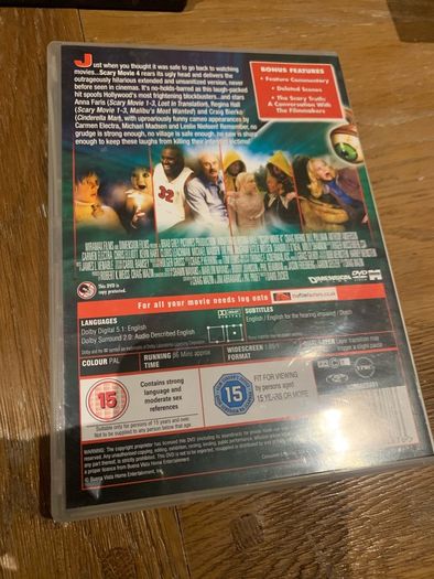 Scary Movie 4 (2006)