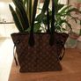 Michael Kors Guess Louis Vuitton handbags Image 10