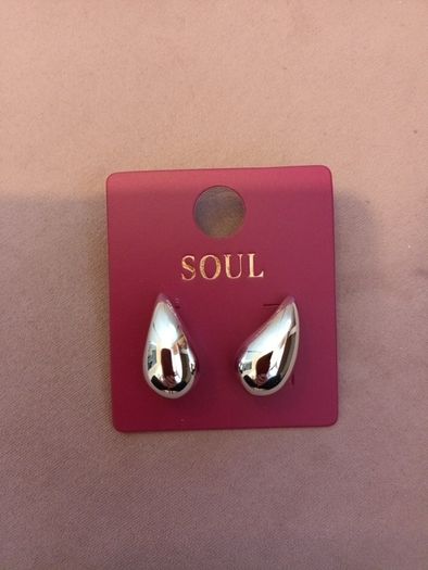 Soul earrings@ Carraig Donn