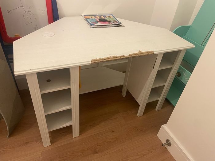free Ikea Desk