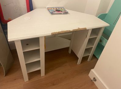 free Ikea Desk