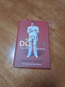 Joe Dolan (The official Biography signed copy)
