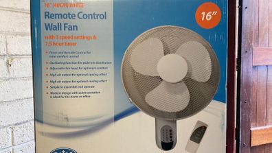 16" Wall Mount Fan with Remote Control