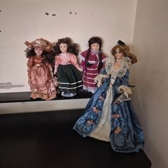 portelan dolls