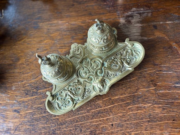 Rare DEPOSE antique brass double inkwell with dragon detail