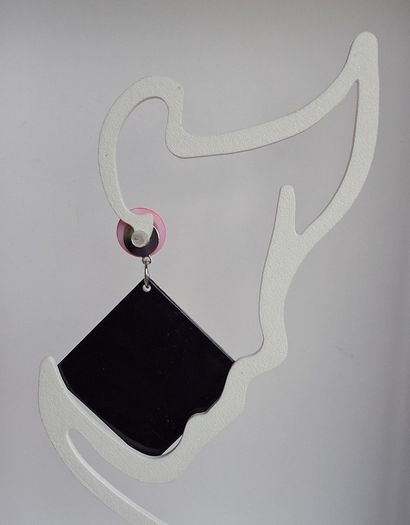 Neon Fuchsia Pink & Black Retro Vibe Earrings