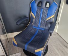 gaming chair Xrocker Adrenaline
