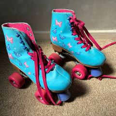Kids Roller Skates (Adjustable: Size 31-34)