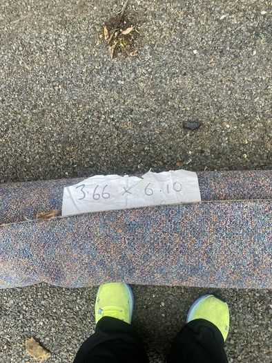 Roll of carpet new measurments in photos