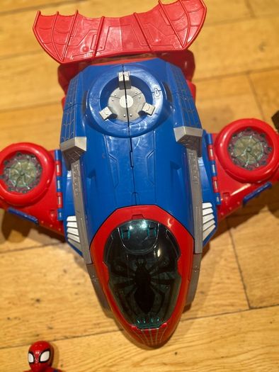 Spiderman Marvel Jetquarters Aeroplane