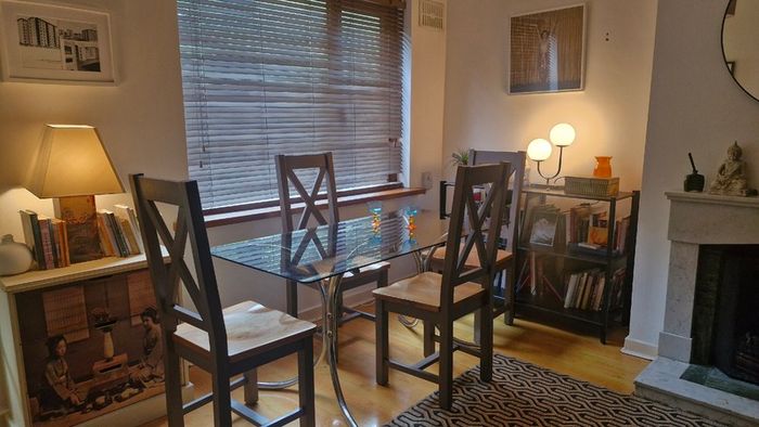 wooden dinning chairs
