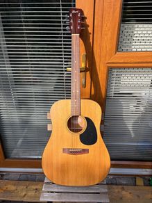 Cort acustic guitar