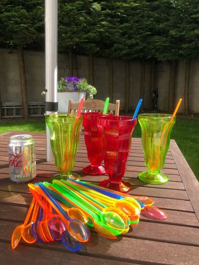 Sundae Glasses, spoons and glasses