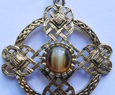 Vintage 1970s  Celtic Knot Pendant