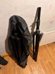Strut assisted speaker stand x 2 in bag