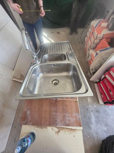 Kitchen sink