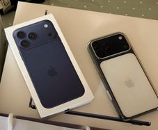 Iphone 17 Pro Max 256 Gigs . Factory unlock