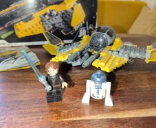 Lego Anakin's Jedi interceptor