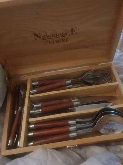 Newbridge silver cutlery set 24 piece