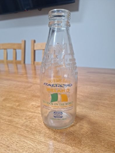 Italia 90 bottle