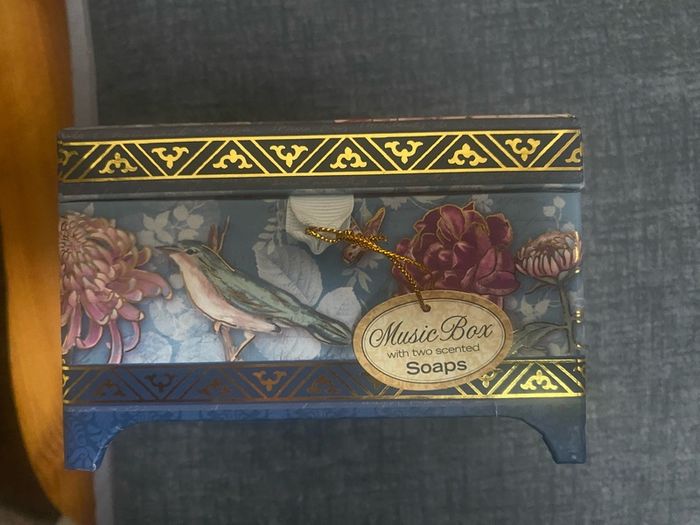 Decorative Floral Music Box