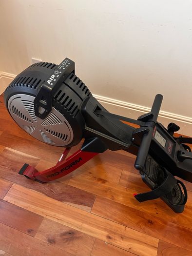 Rower - ProForm R600 -Great Condition.