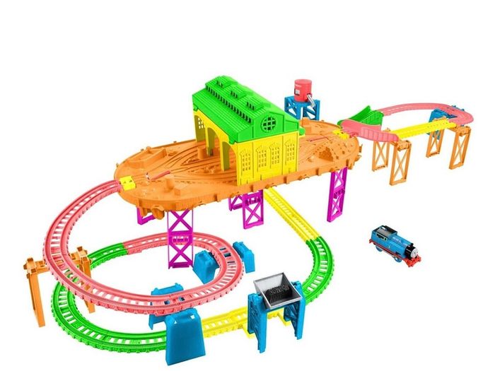 Thomas & Friends Hyper Glow Station