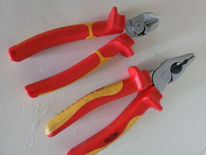 Vde pliers