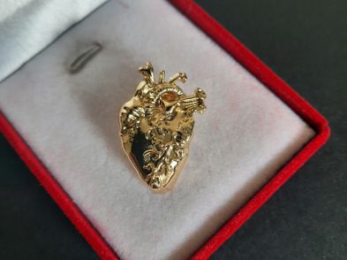 Anatomical Heart Lapel Pin - Gold & Red Design, 1 Inch, Butterfly Closure, Gift For Cardiology, Valentine's, Fashion