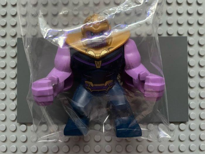 lego super heroes sh0504 Thanos minifigure- Large Figure, Dark Blue Outfit, Medium Lavender Arms, Pearl Gold Helmet