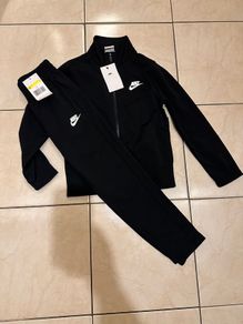 Nike tracksuit medium