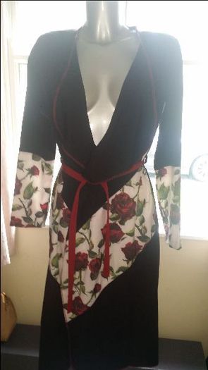 BNWT Black floral light coat by Kaktus size UK12 EU40 Postage included