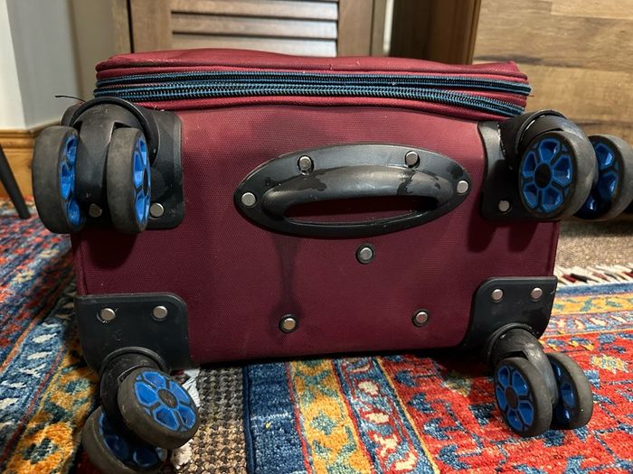 Luggage suitcase